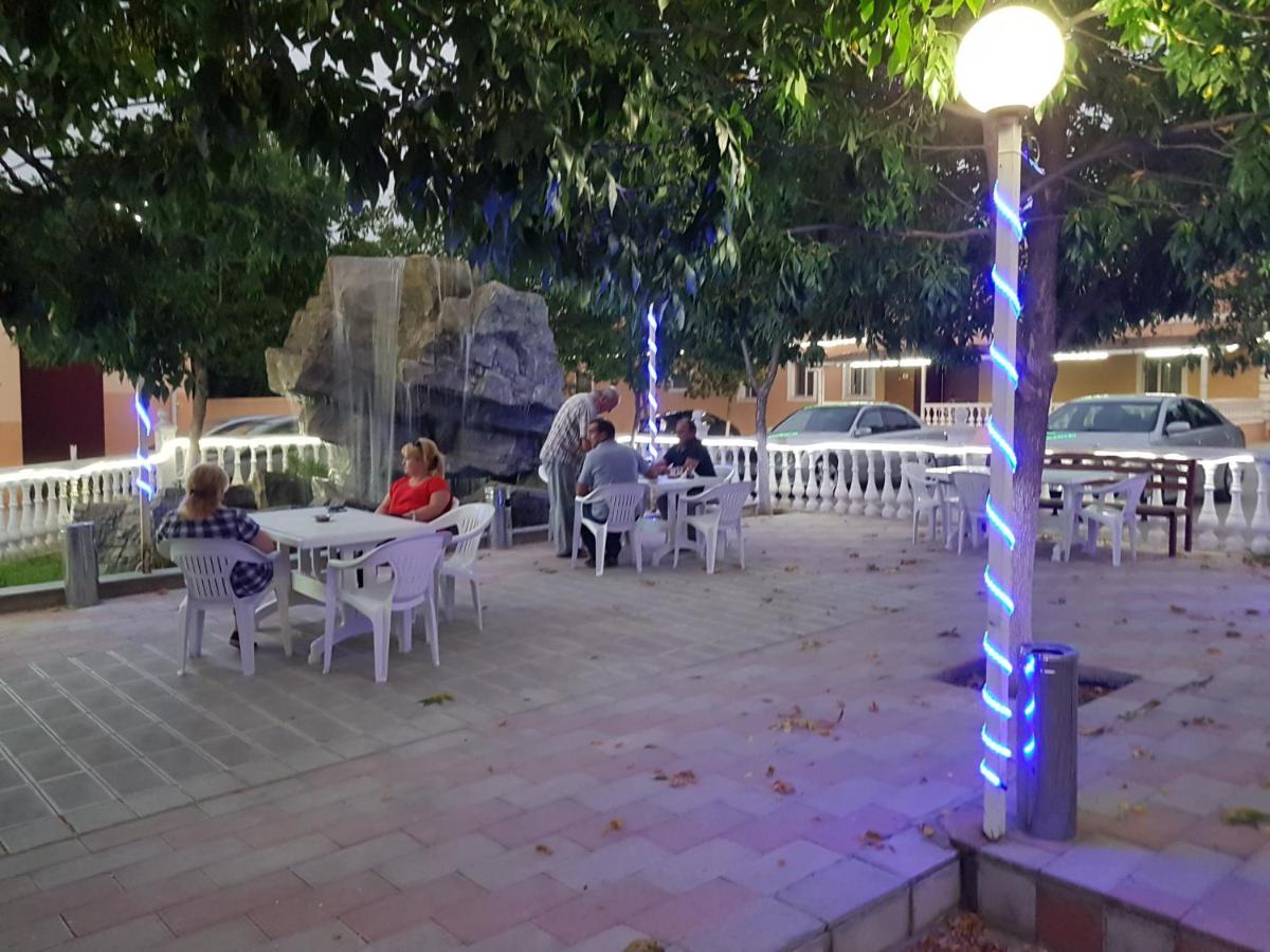 Hotel Selika Rustavi  Exteriör bild